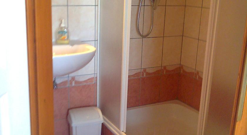 Marina-Buek Apartmanhaz الغرفة الصورة