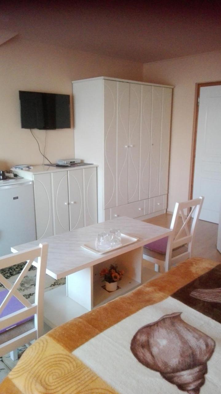 Marina-Buek Apartmanhaz المظهر الخارجي الصورة
